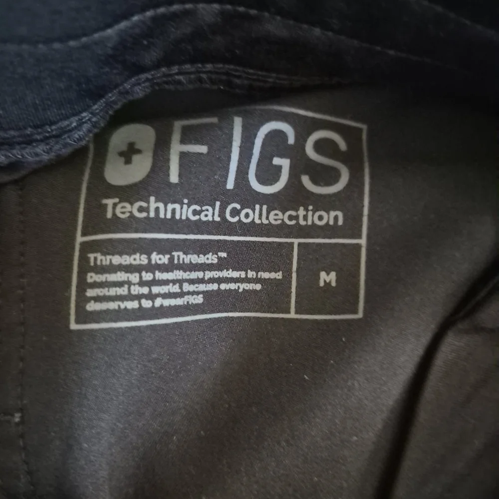 Figs Womens Black Jogger Scrubs M - Picture 4 of 4